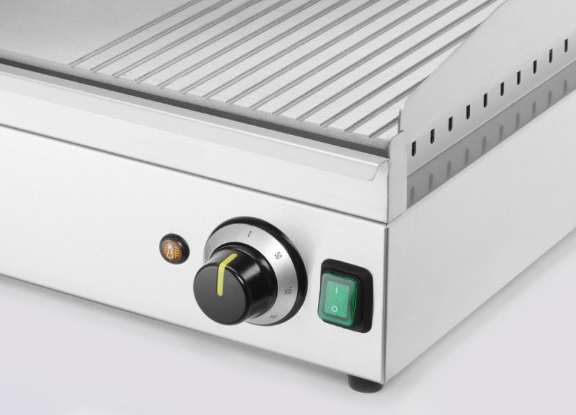 Mřížka 1/3 žebrovaná, HENDI, Kitchen Line, 230V/3500W, 697x474x(H)241mm