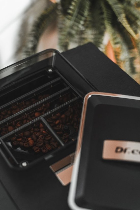 Automatický kávovar Dr. Coffee H08