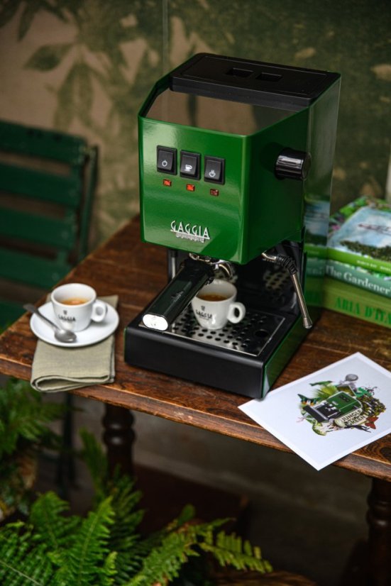 Pákový kávovar Gaggia Classic E24 zelená
