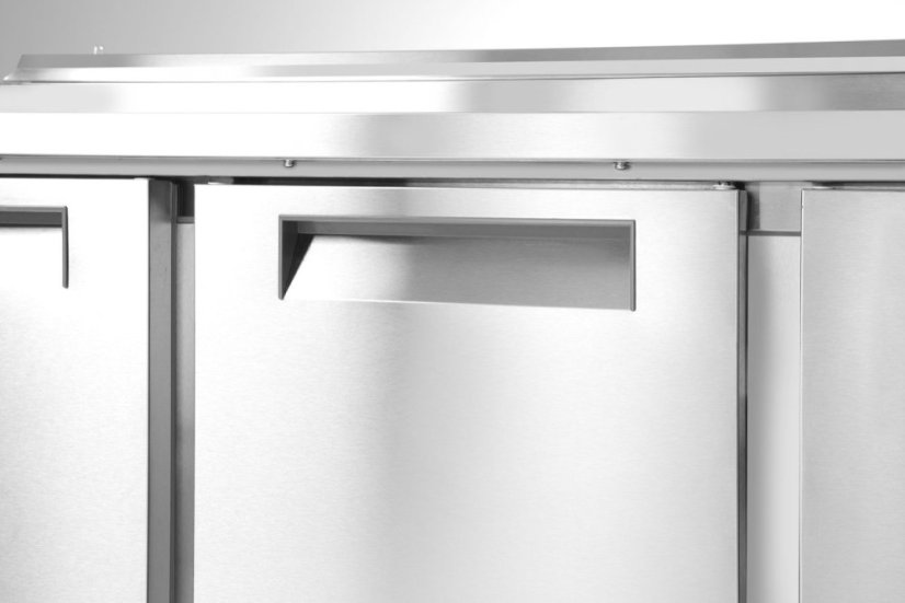 Třídveřový chladicí stůl s nástavcem, Arktic, 219L, 230V/152W, 700x1365x(H)990mm