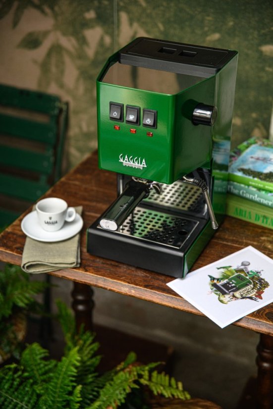 Pákový kávovar Gaggia Classic E24 zelená